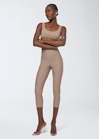 New Holly Capri Leggings