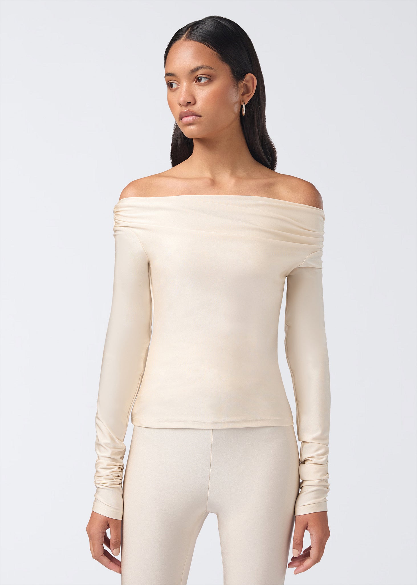The Andamane - Long sleeve off shoulder top ivory